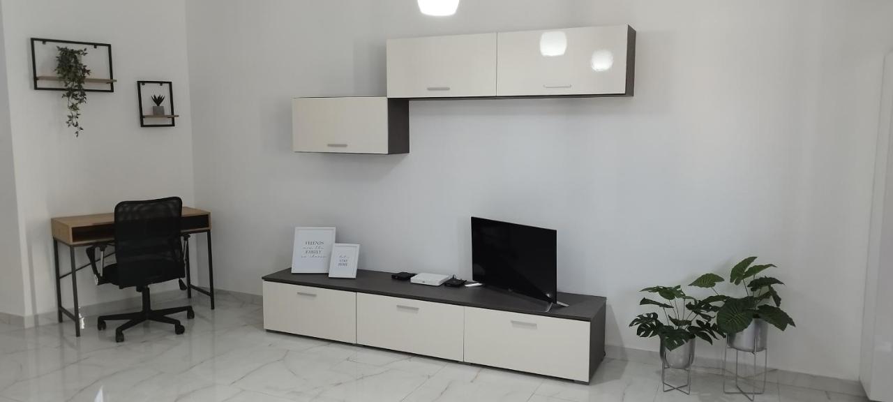 Large And Modern Apartment In The Centre Of Malta Mosta Extérieur photo