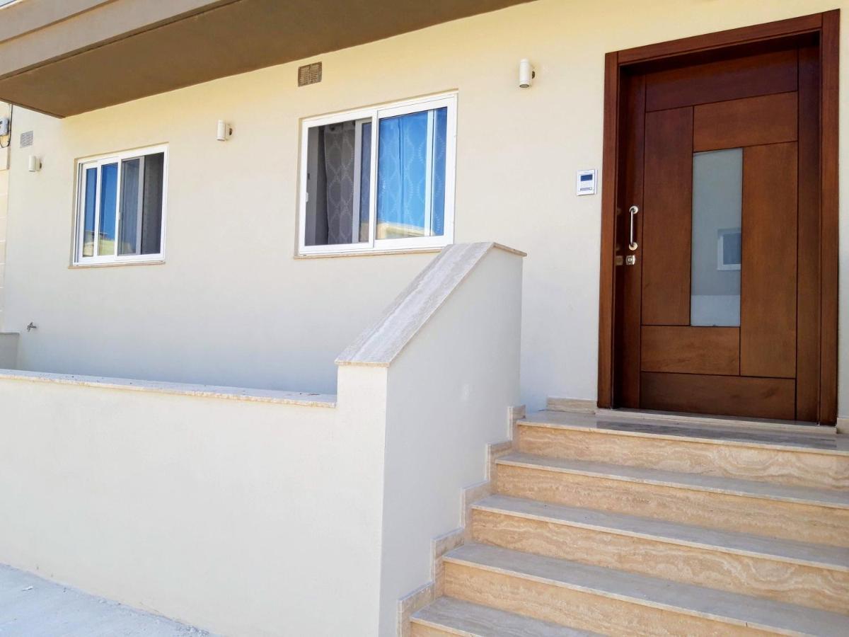 Large And Modern Apartment In The Centre Of Malta Mosta Extérieur photo
